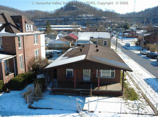 2971 Hughes St, Huntington, WV 25704