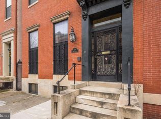 714 Park Ave #2R, Baltimore, MD 21201