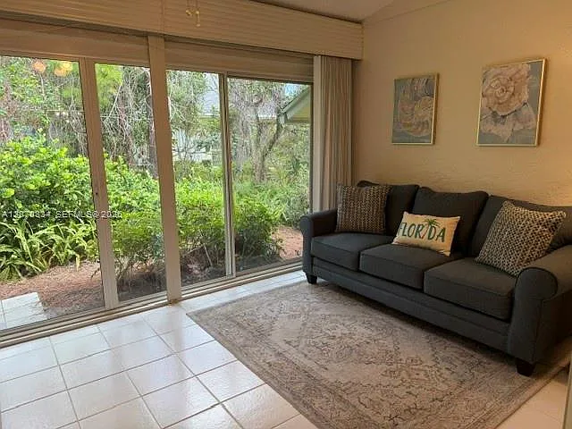 8187 SE Fox Hill Pl — Photo 19