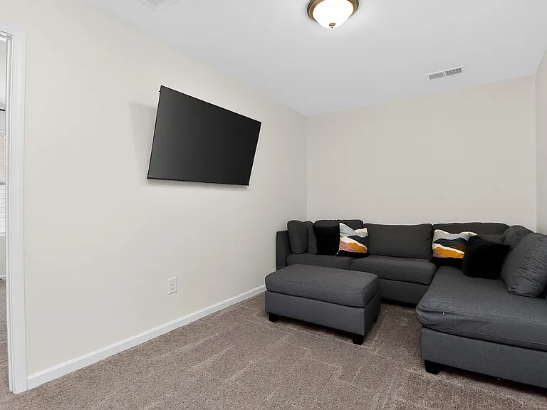 7132 Wheyfield Dr — Photo 18