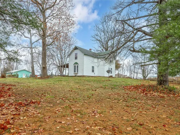 17174 Finch Rd, Lebanon, MO 65536