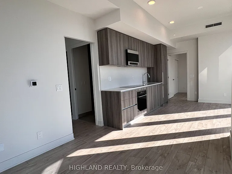 8 Cumberland St #3802 — Photo 24
