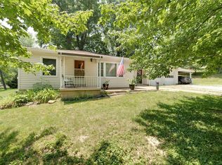 310 Cliff Cave Rd, Saint Louis, MO 63129