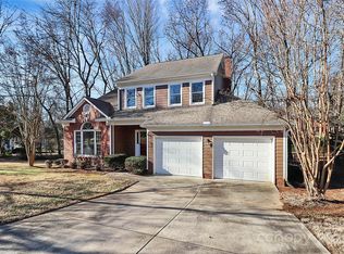 1061 Fairway Ridge Dr, Concord, NC 28027