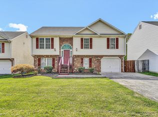 4838 Horseman Dr NE, Roanoke, VA 24019