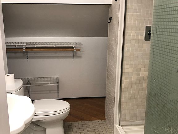 5th image of 9023 Groveland Dr #2