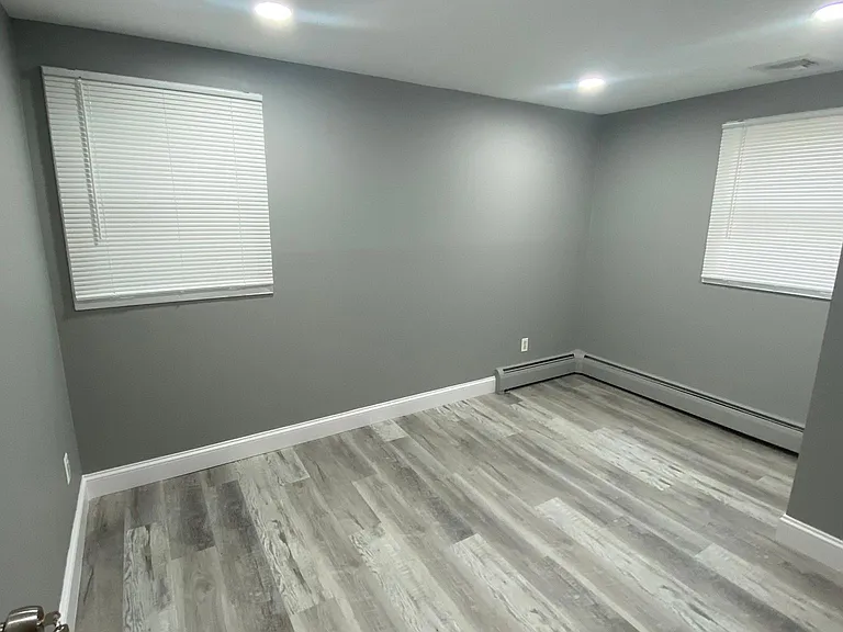 25 Newport Ave — Photo 9