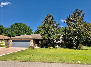 3910 Medina Way, Sebring, FL 33875