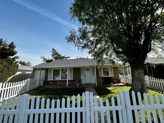 2nd image of 4968 Garden Grove Ave