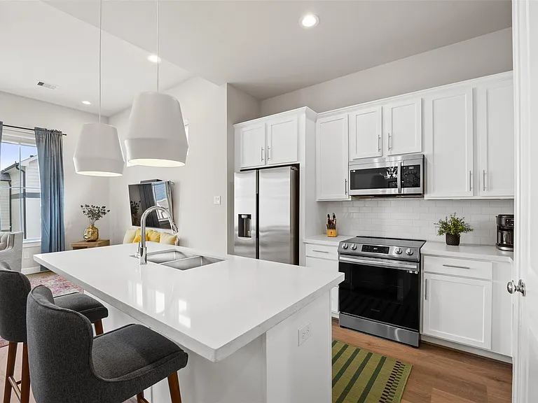 2323 Warhol Way — Photo 8