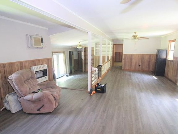 4th image of 19503 Bonney Dr