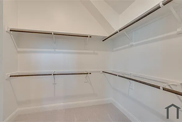 204 Rosewood Dr — Photo 14