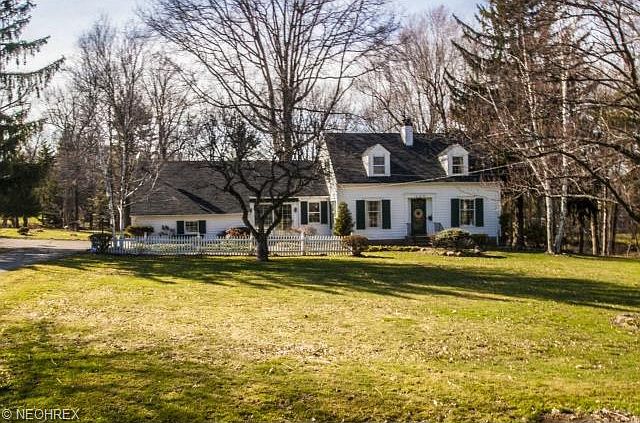 1st image of 265 Meadowhill Ln