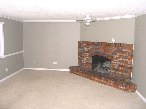 3rd image of 14509 NE 76th St