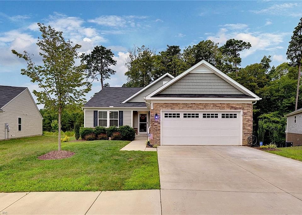 1st image of 225 Valley Gate Ln
