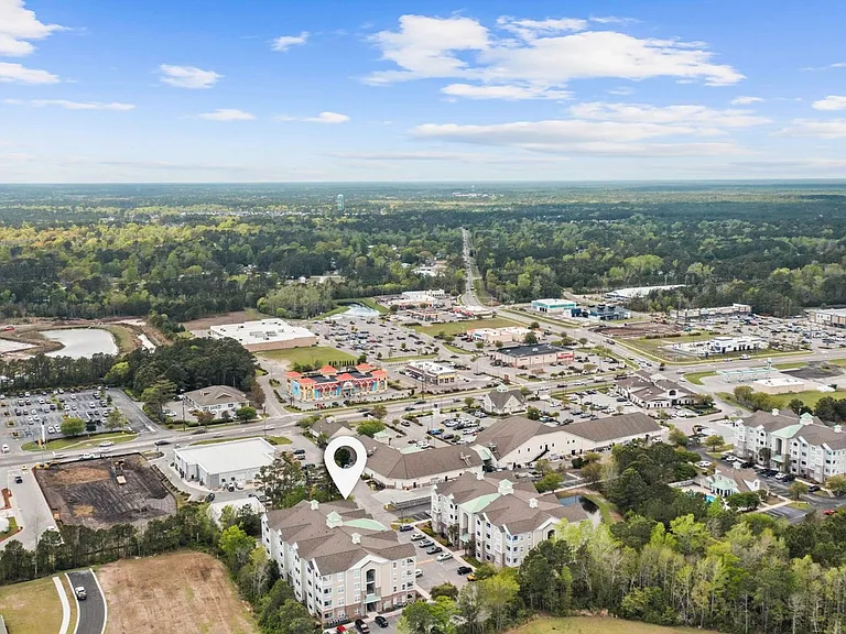 300 Gateway Dr — Photo 32