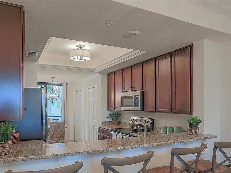 5507 Palmer Cir #105 — Photo 16