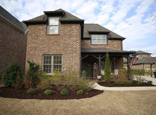 681 Provence Dr, Vestavia, AL 35242