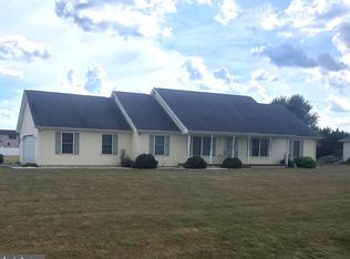 19 Cool Breeze Dr, Clayton, DE 19938