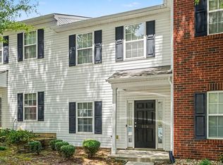 2224 Winthrop Chase Dr, Charlotte, NC 28212