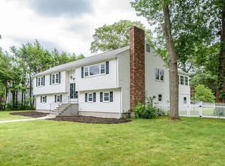 4 Larchwood Ln, Natick, MA 01760