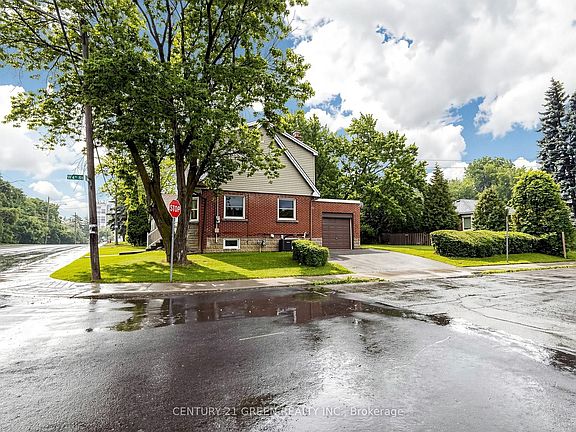 3rd image of 87 Fennell Ave W