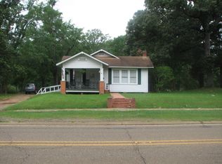 1215 San Antonio Ave, Many, LA 71449