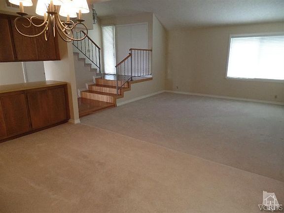 5th image of 470 Mariposa Dr