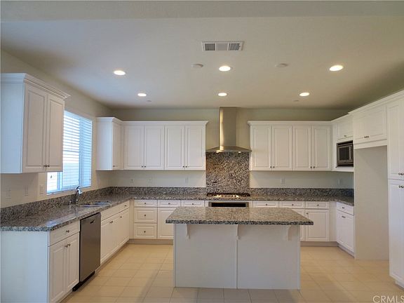 3rd image of 5256 Las Palmas Way