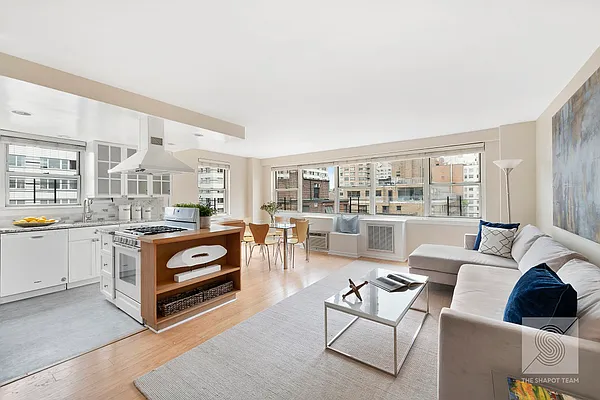 Sold by Compass | media 1