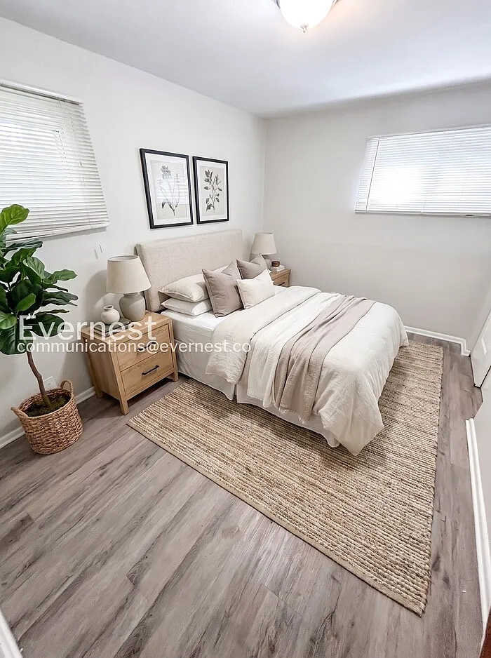 3 bed, 1.0 bath, 864 sqft, $1,027 — Photo 4