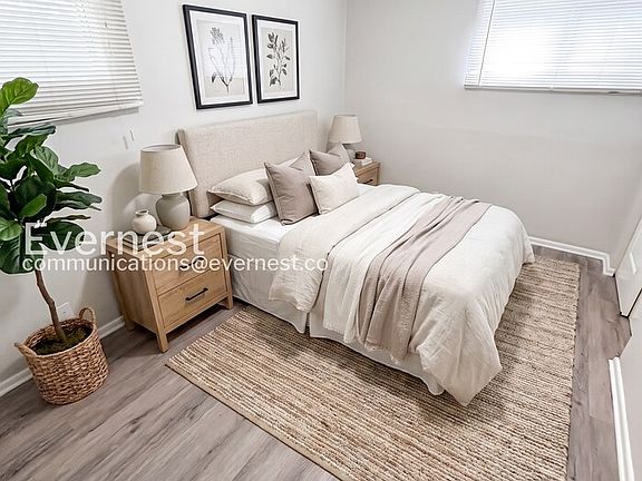 4th image of 7826 Blandford Dr