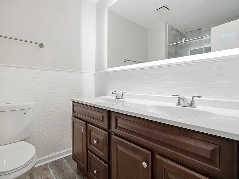 3670 Essex Pond Quay — Photo 14