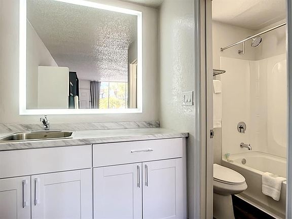 3rd image of 2535 Florida Ave #16