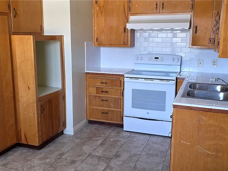 2301 Mountain Ave #23 — Photo 13