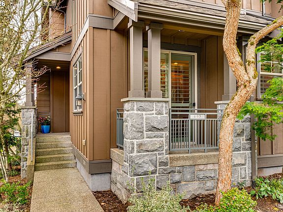 3rd image of 695 SW Foresta Ter