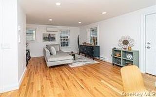 4th image of 70 New Paltz Rd #1-B
