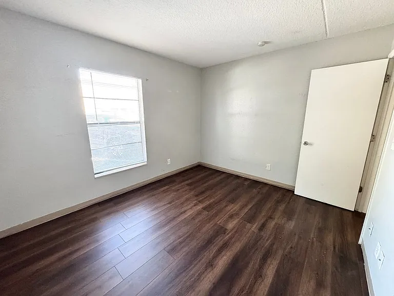 1229 Kennedy Rd #68 — Photo 10