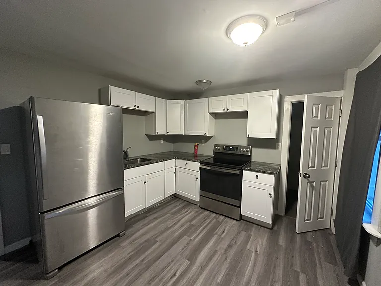 21 Tremont St #1 — Photo 6