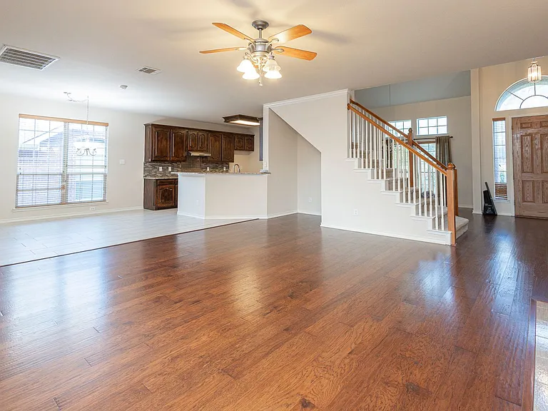 1200 Talley Ln — Photo 14