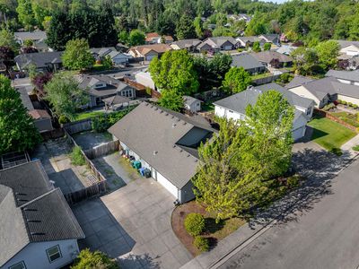 881 Kendall Dr, Grants Pass, OR, 97527