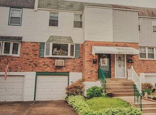 11731 Dimarco Dr, Philadelphia, PA 19154