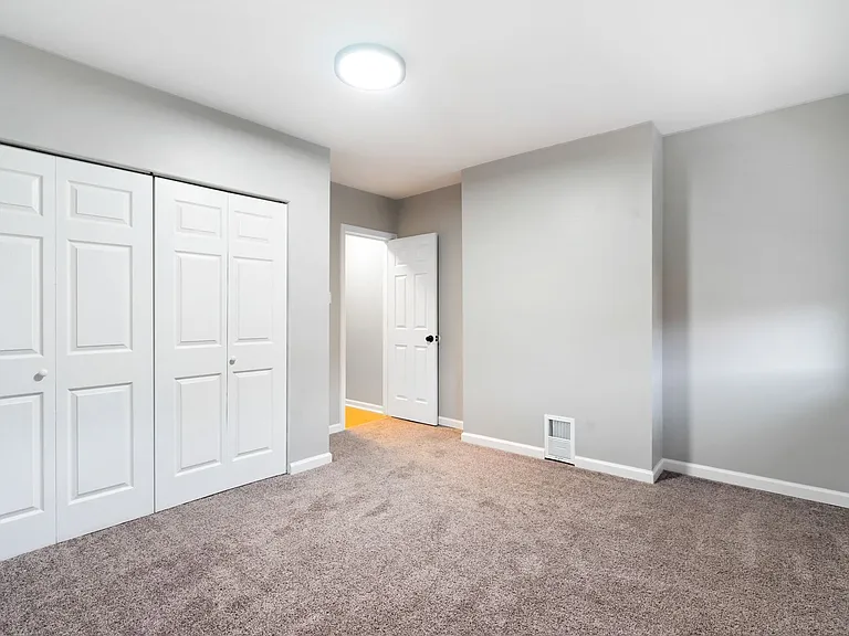 5007 Blair St — Photo 14