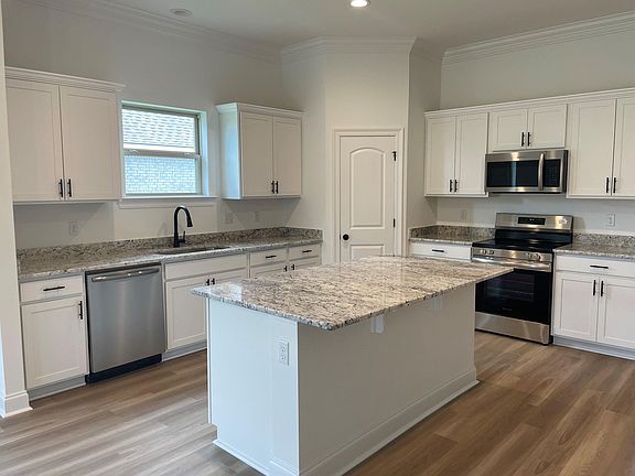 3rd image of 349 Refinery Dr