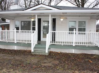 8207 Kerry Rd, Louisville, KY 40258