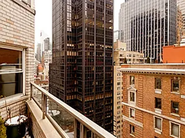 100 West 57th Street image 6 of 6