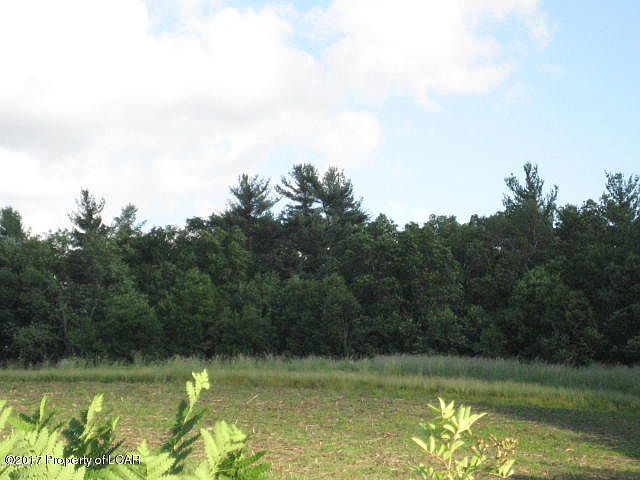 2nd image of 484 Pecks Rd