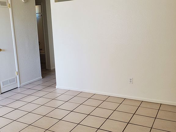 3rd image of 1200 Lanny Ave #33