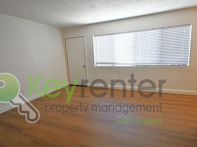 4580 33rd St #2 — Photo 4