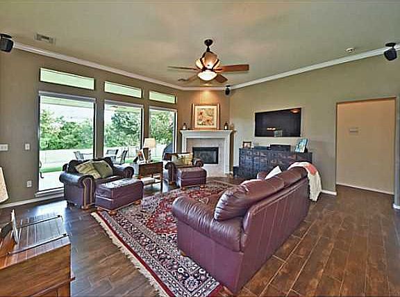 2nd image of 16012 Traditions Blvd